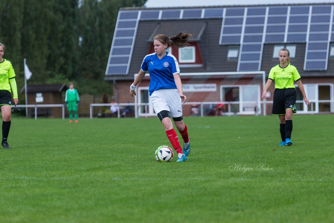 Bild 184 - B-Juniorinnen TSV Schoenberg - Holstein Kiel : Ergebnis: 0:23